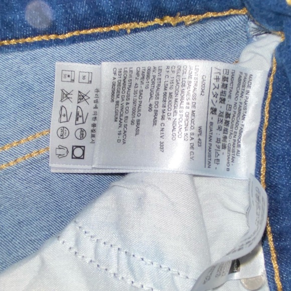 Size 28 Levi’s Mile High regular length denim.. 29 inch length - Picture 6 of 9